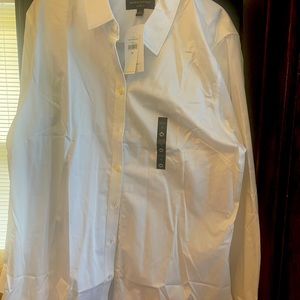 NWT  banana republic white button up has slight stretch
